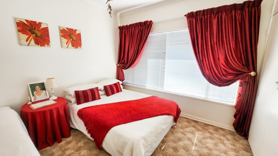 3 Bedroom Property for Sale in Elandsheuwel North West